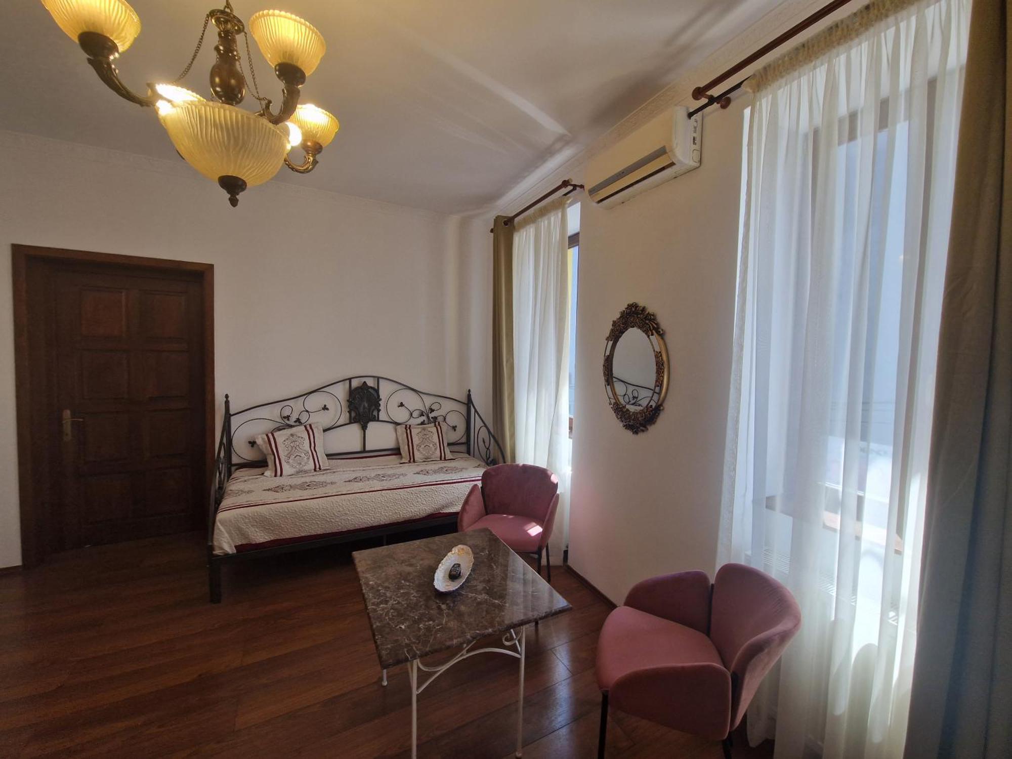 5* Royal House Near Unirii Square Villa Cluj-Napoca Exterior foto