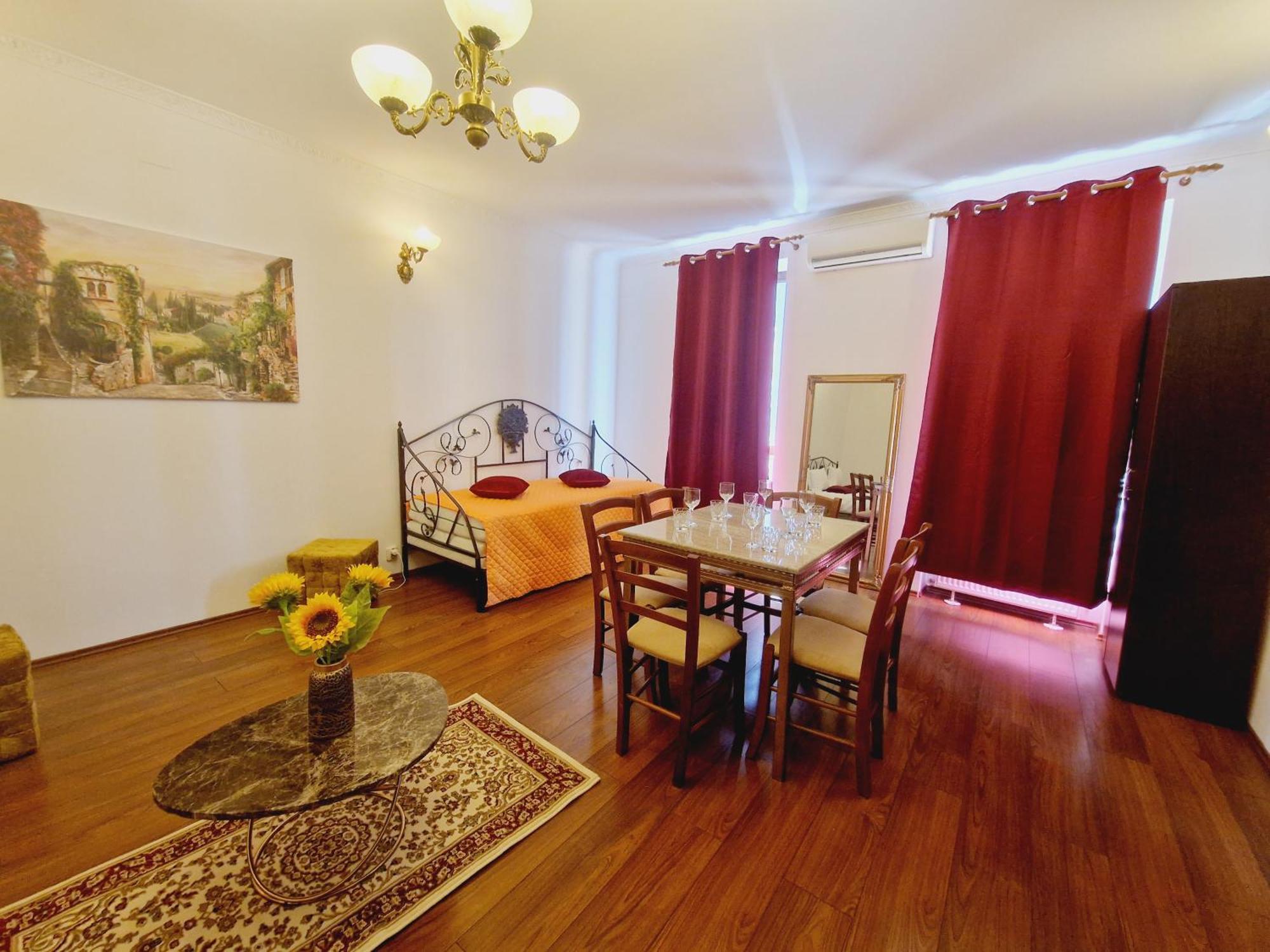 5* Royal House Near Unirii Square Villa Cluj-Napoca Exterior foto